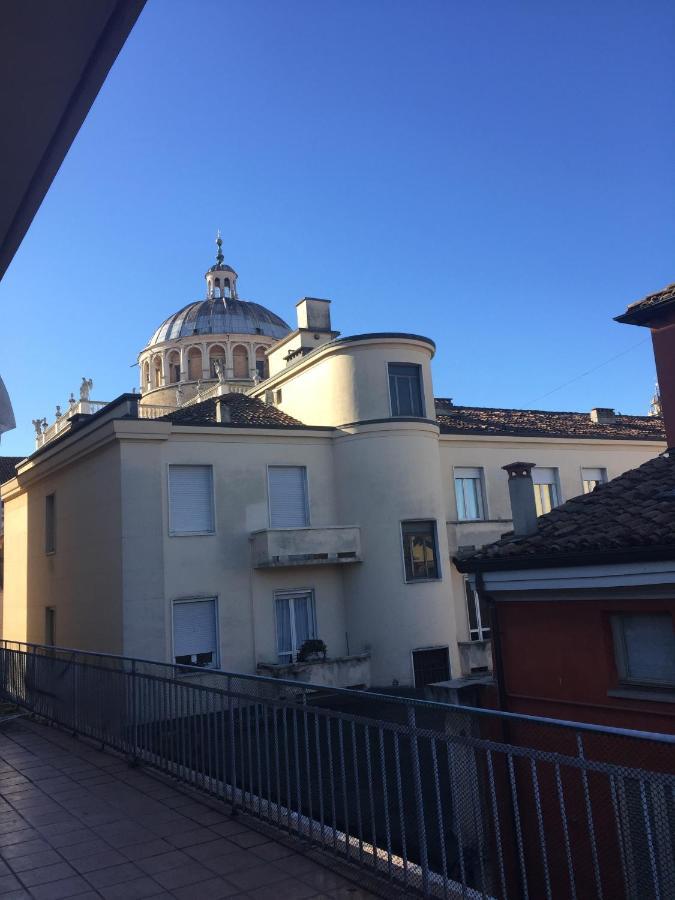 Ferienwohnung Terrazza Zaccagni Parma Exterior foto