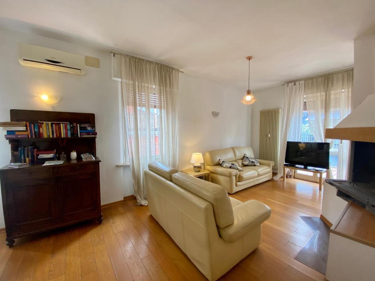 Ferienwohnung Terrazza Zaccagni Parma Exterior foto